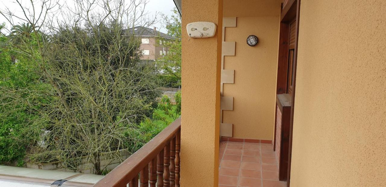 Paseo Del Saja I Y II Διαμέρισμα Villanueva de la Peña Εξωτερικό φωτογραφία